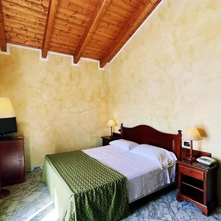 La Pigna Hotel