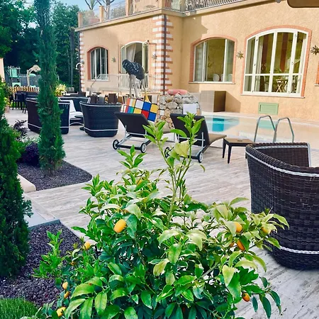 La Pigna Hotel